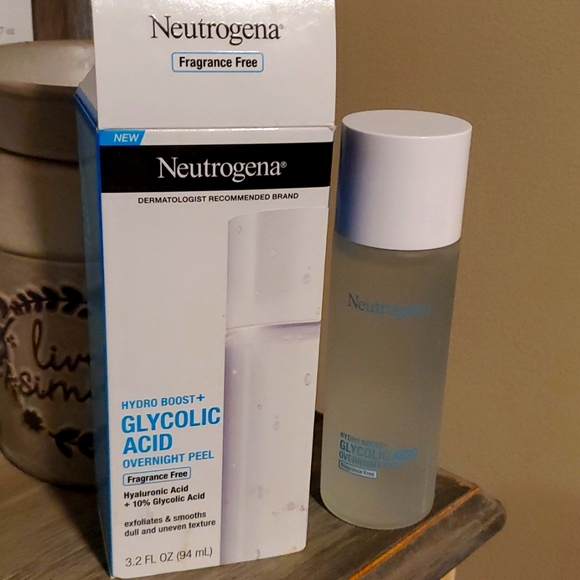 Neutrogena Skincare Neutrogena Hydro Boost Glycolic Acid Overnight